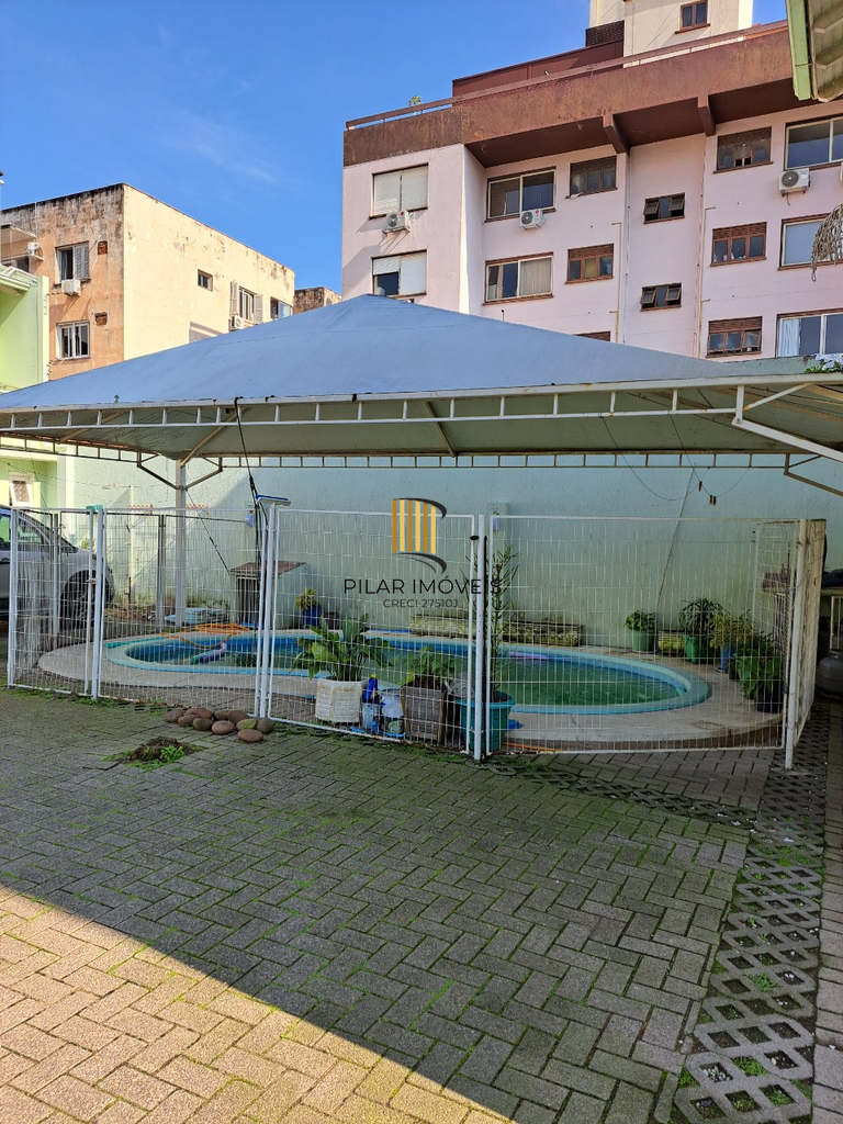 Casa 4 dormitórios no bairro Cristal