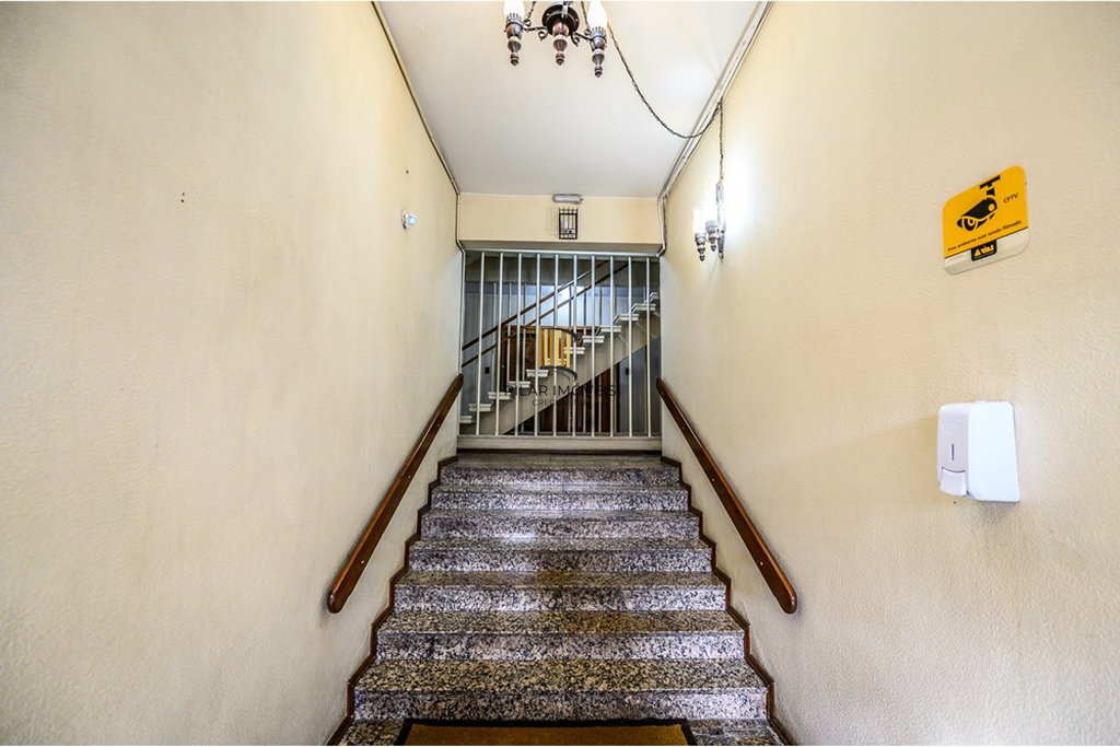 Apartamento 3 dormitórios no bairro Menino Deus