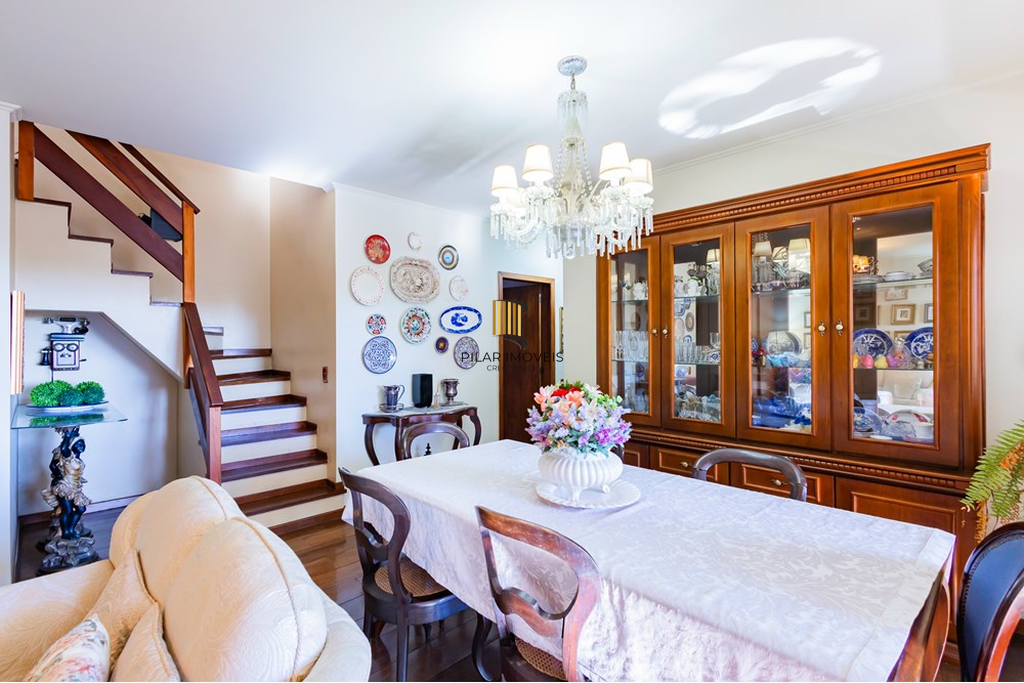 Cobertura 3 dormitórios no bairro Petrópolis