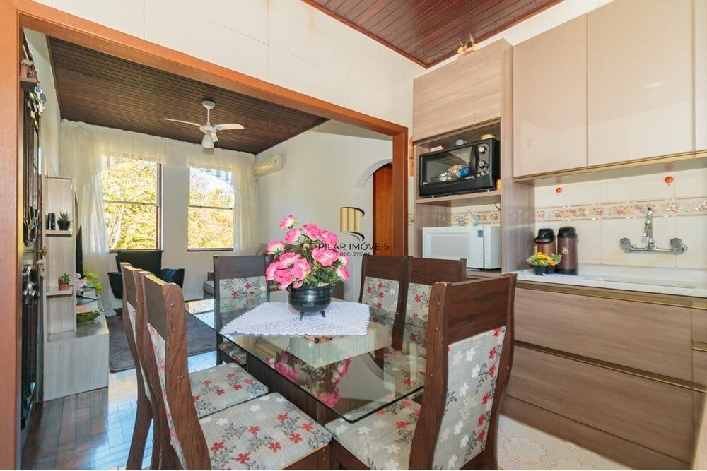 Apartamento 2 dormitórios no bairro Passo da Areia