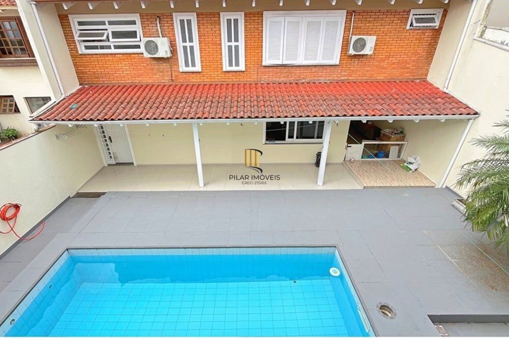 Casa de Condomínio 5 dormitórios no bairro Ipanema