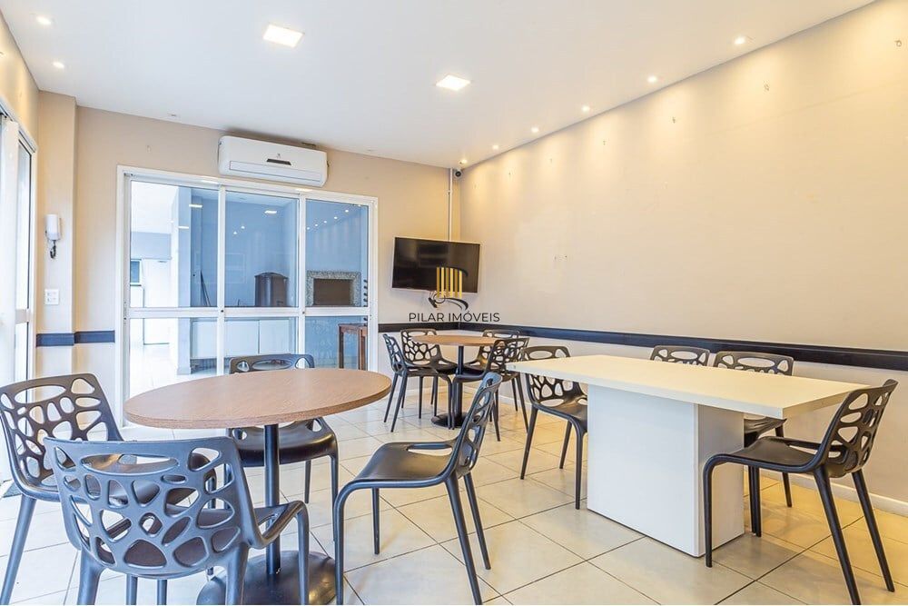 Apartamento 2 dormitórios no bairro Partenon