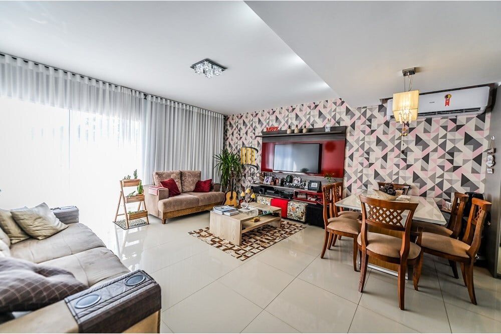 Apartamento 3 dormitórios no bairro Camaquã