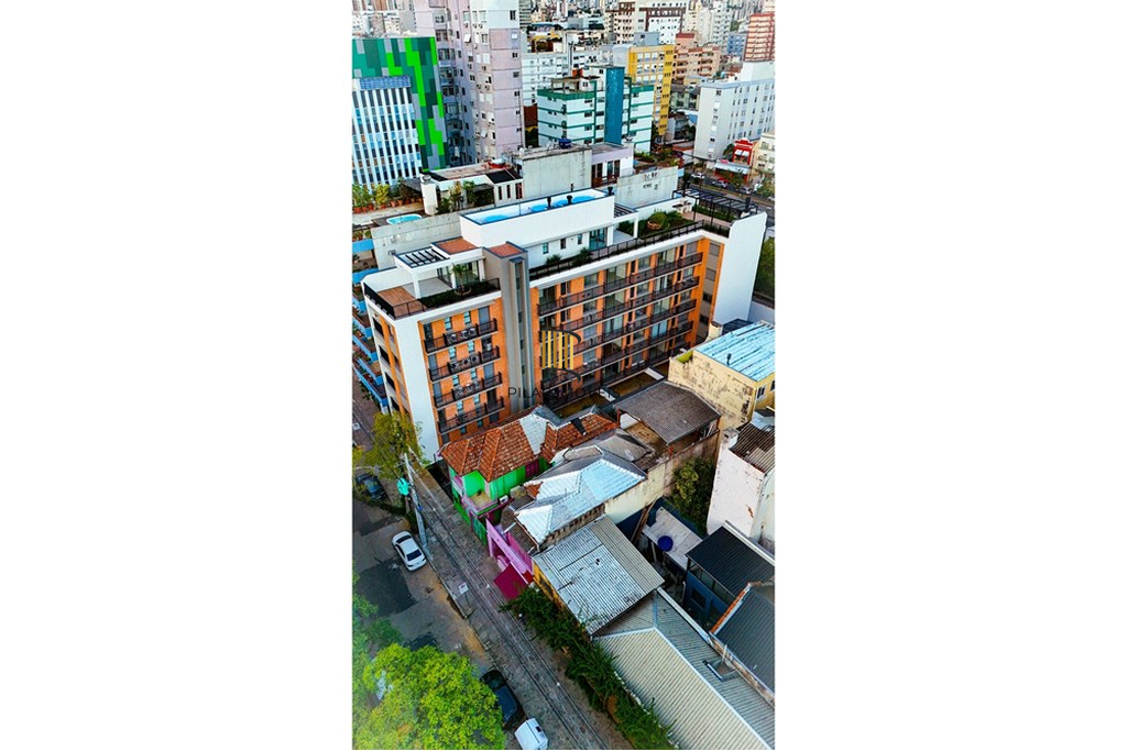 Apartamento 2 dormitórios no bairro Bom Fim