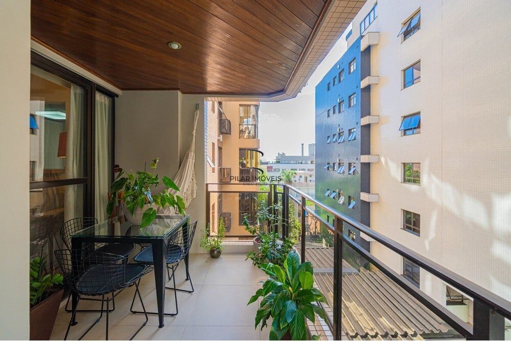 Apartamento 2 dormitórios no bairro Mont Serrat