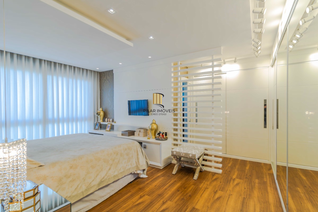 Apartamento 4 dormitórios no bairro Jardim Europa
