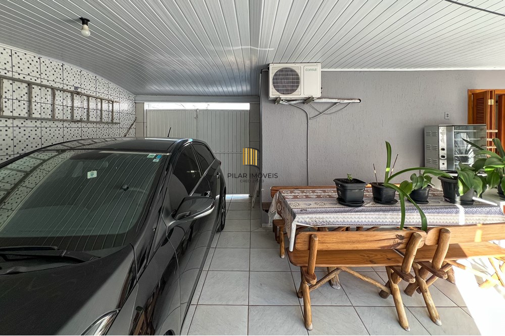 Casa 2 dormitórios no bairro Guajuviras