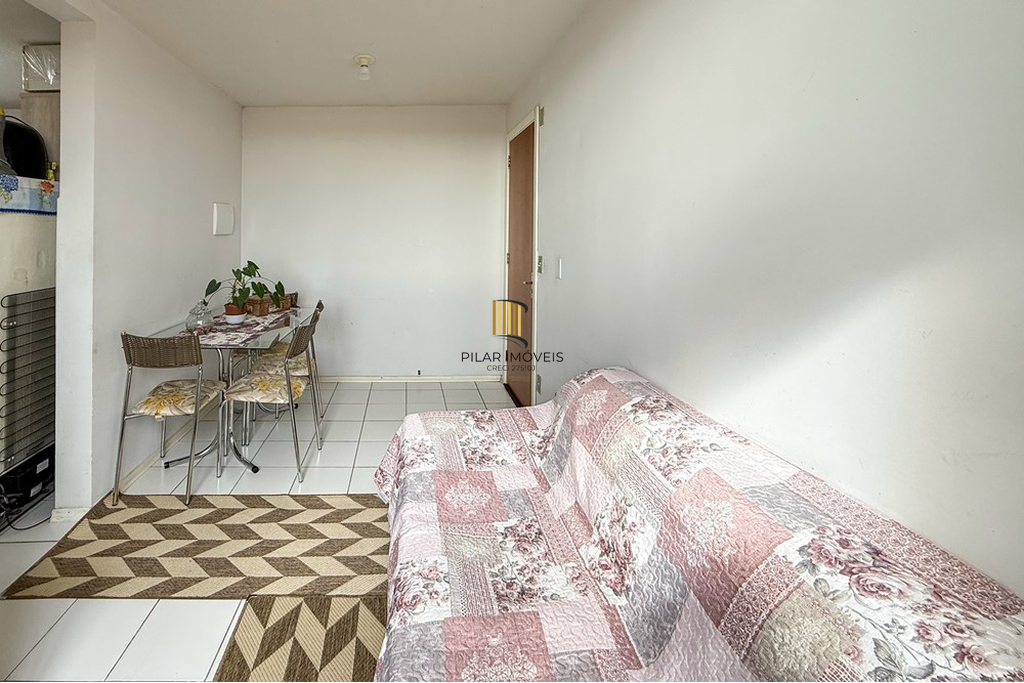 Apartamento 2 dormitórios no bairro Olaria