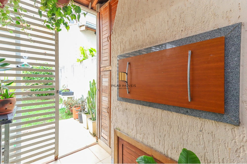 Casa 2 dormitórios no bairro Vila Nova