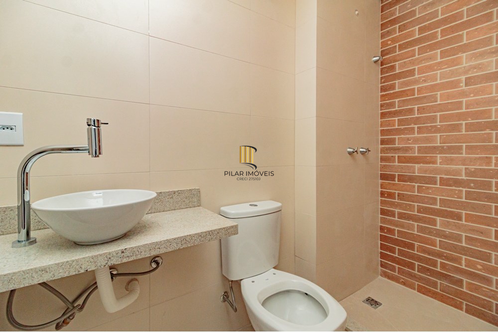 Apartamento 2 dormitórios no bairro Bom Fim