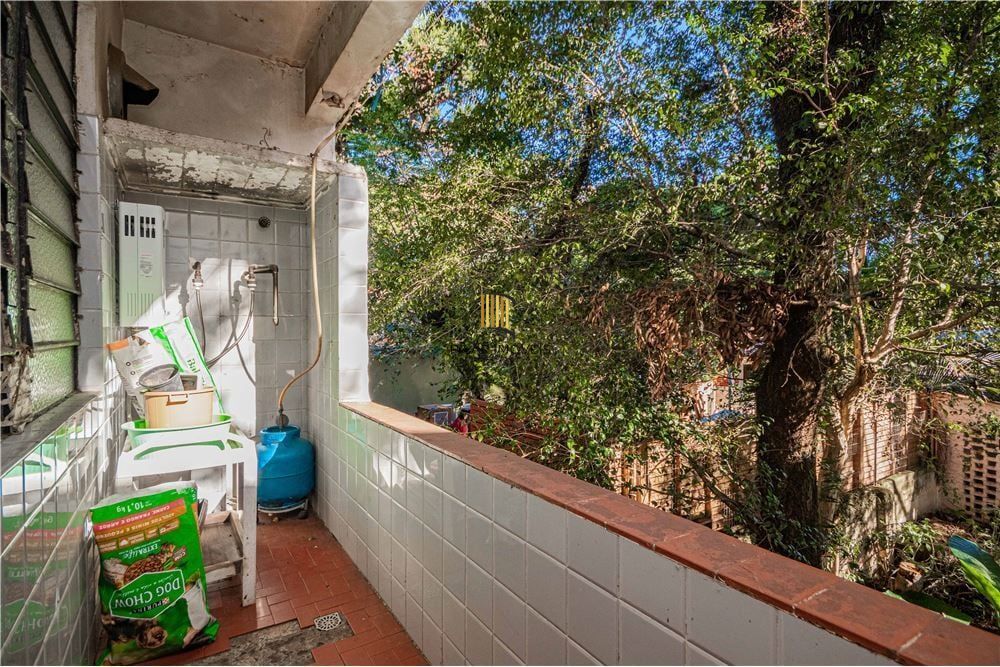 Casa 5 dormitórios no bairro Petrópolis