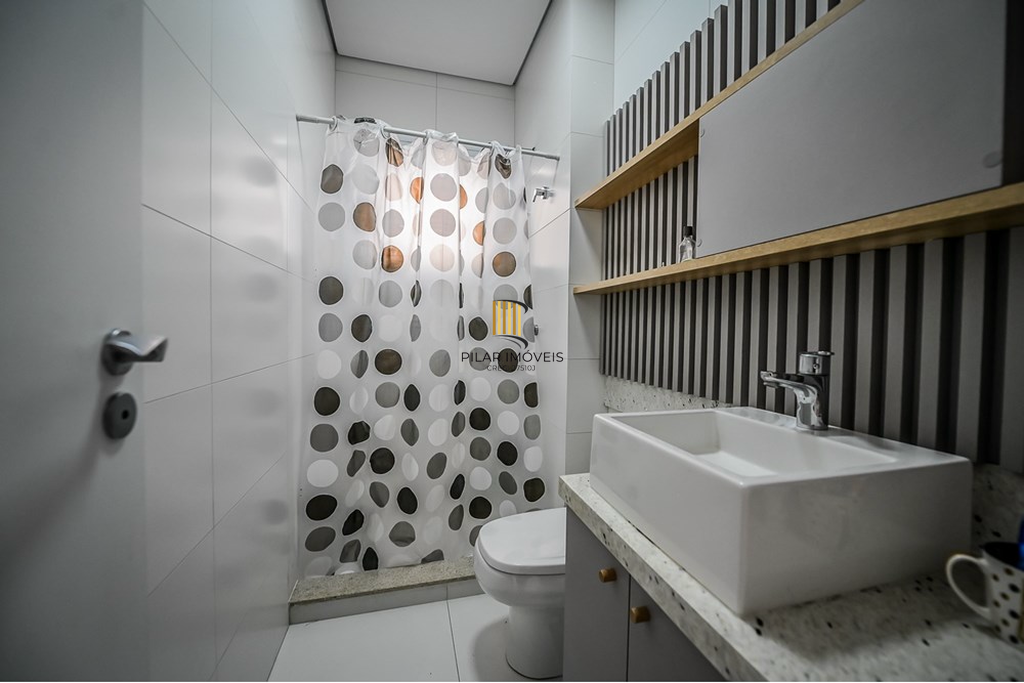 Casa de Condomínio 3 dormitórios no bairro Pedra Redonda