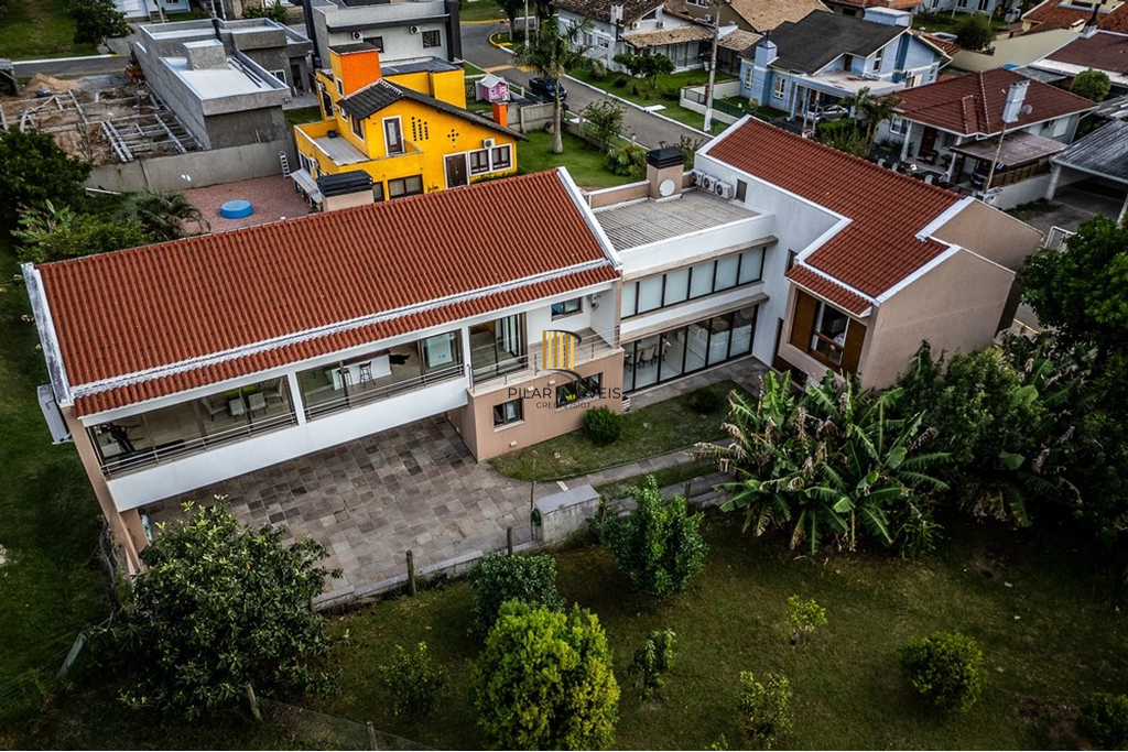 Casa de Condomínio 5 dormitórios no bairro São Lucas