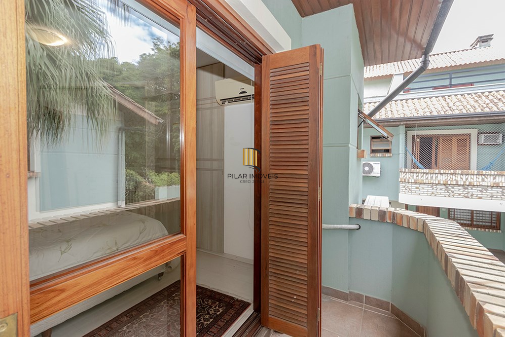 Casa de Condomínio 3 dormitórios no bairro Ipanema