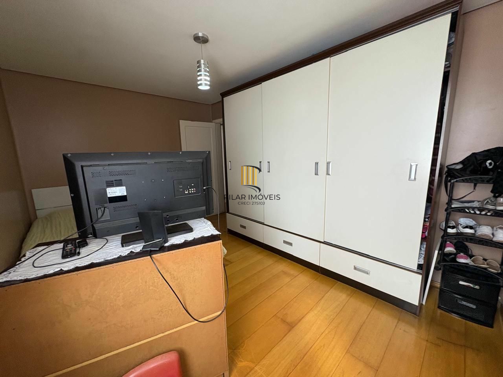 Apartamento 3 dormitórios no bairro Glória