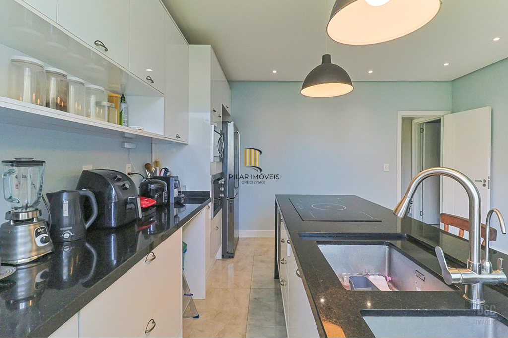 Casa 3 dormitórios no bairro Ipanema