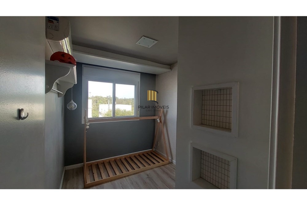 Casa 3 dormitórios no bairro Lomba do Pinheiro