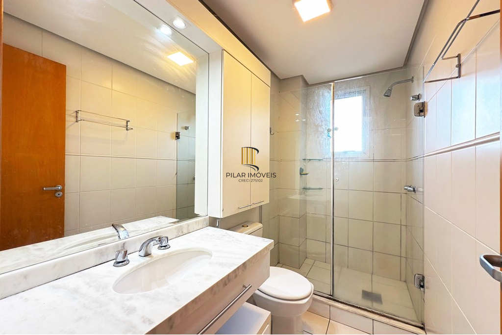 Apartamento 3 dormitórios no bairro Menino Deus