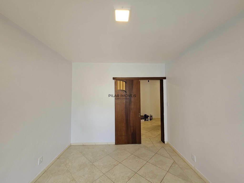 Casa 2 dormitórios no bairro Espírito Santo