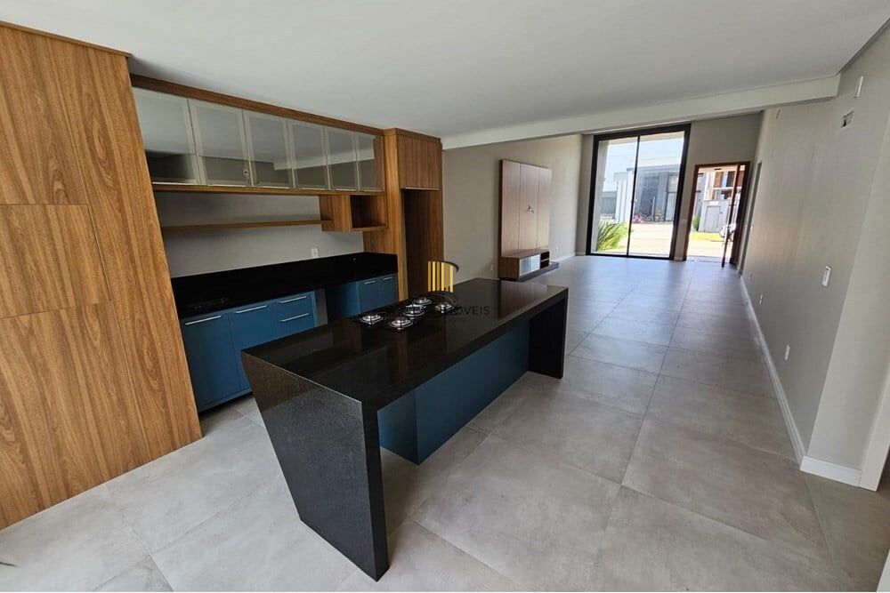 Casa de Condomínio 4 dormitórios no bairro Centro