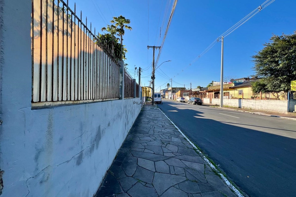 Casa 2 dormitórios no bairro Niterói