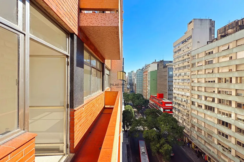 Apartamento 2 dormitórios no bairro Centro Histórico