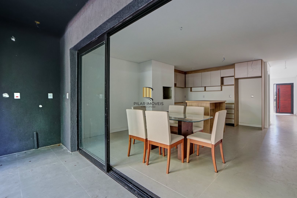 Casa 3 dormitórios no bairro Chácara das Pedras