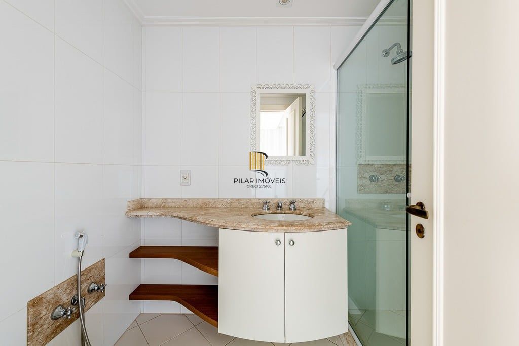 Apartamento 4 dormitórios no bairro Bela Vista