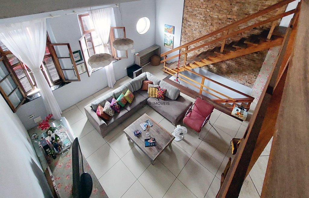 Casa 3 dormitórios no bairro Floresta