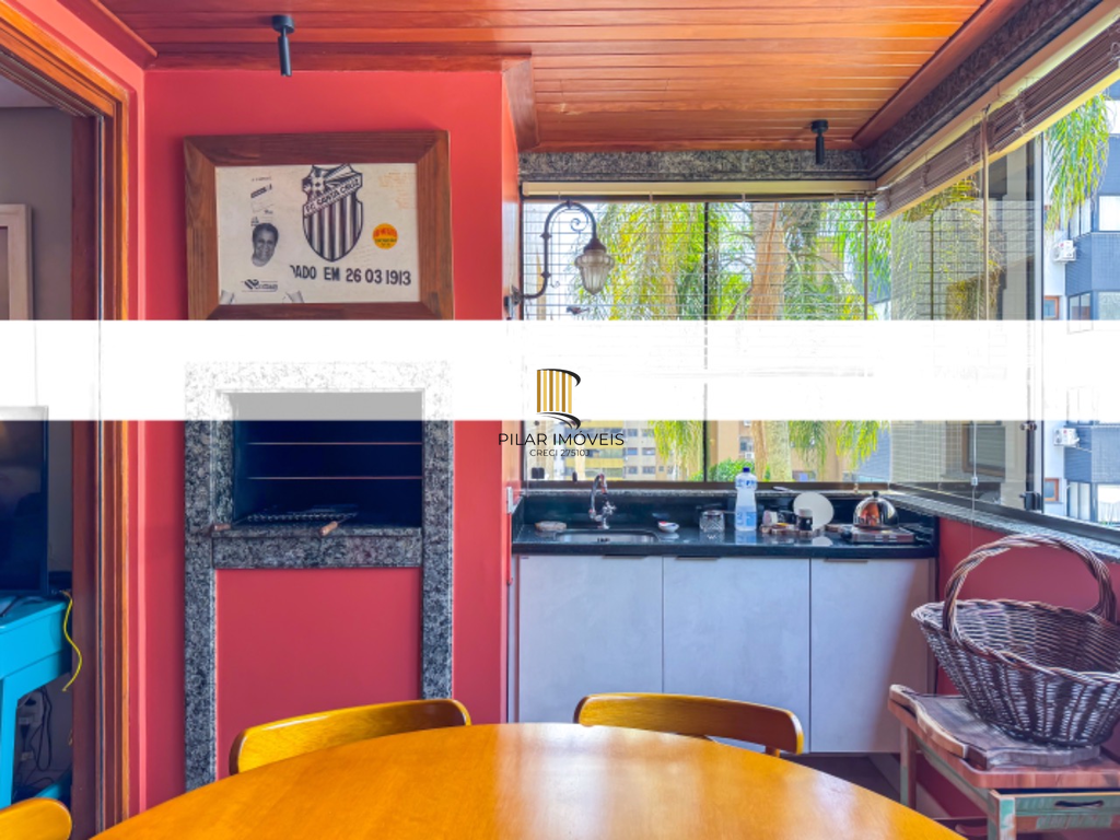 Apartamento 4 dormitórios no bairro Bela Vista