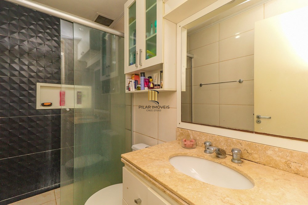 Casa de Condomínio 3 dormitórios no bairro São Sebastião