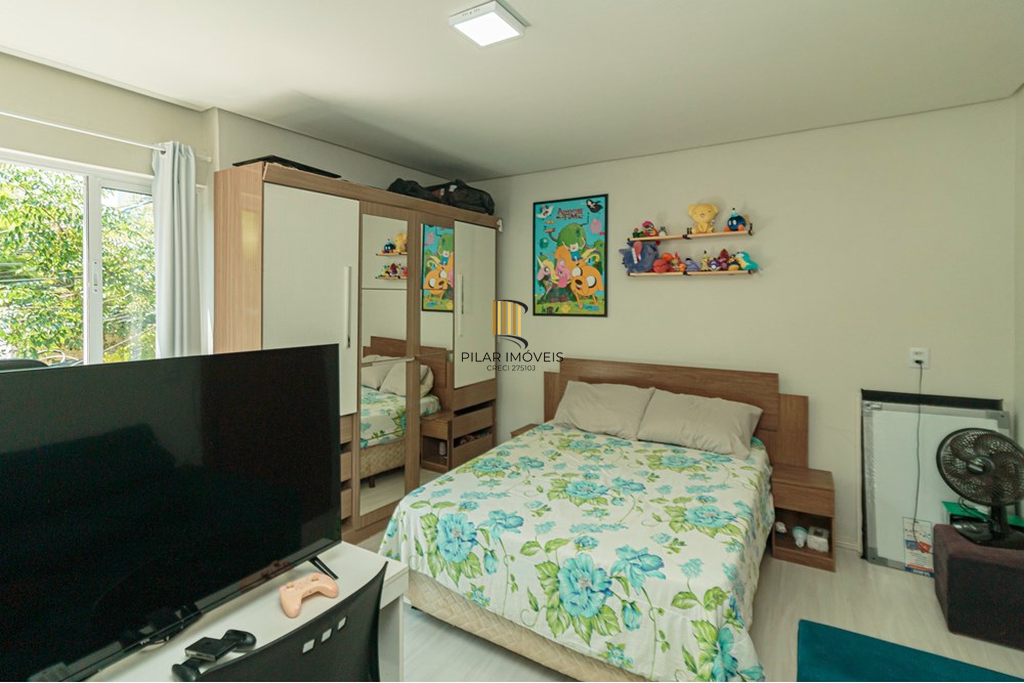 Casa 3 dormitórios no bairro Menino Deus