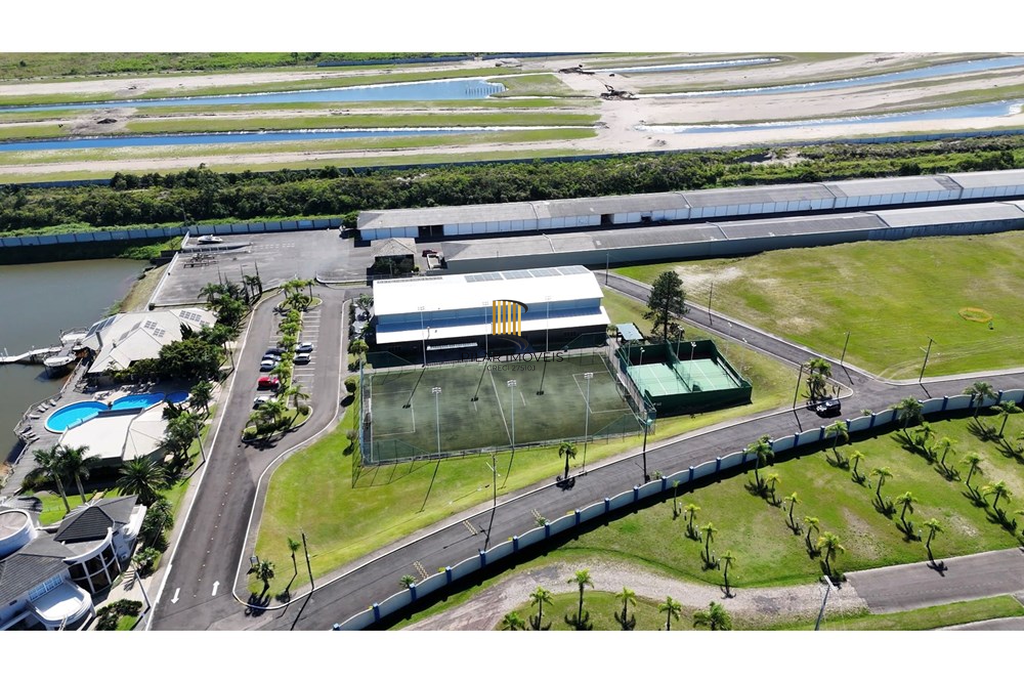 Casa de Condomínio 4 dormitórios no bairro Morada do Sol