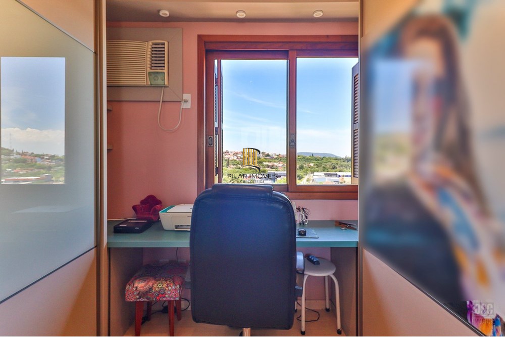 Casa de Condomínio 3 dormitórios no bairro Ipanema