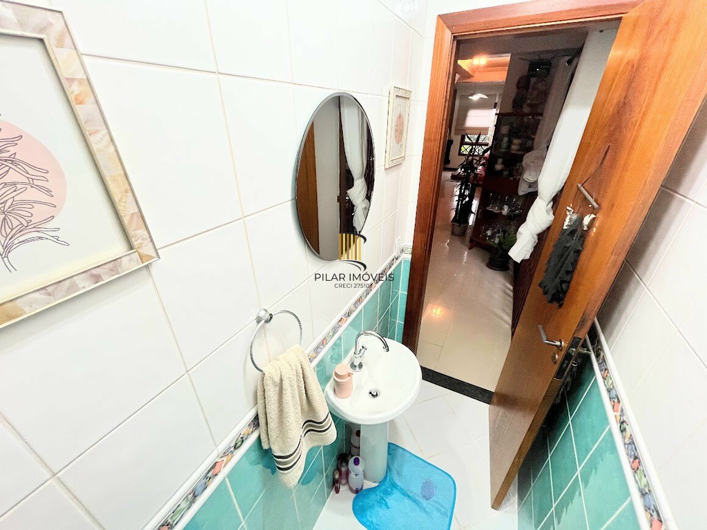 Casa 3 dormitórios no bairro Espírito Santo