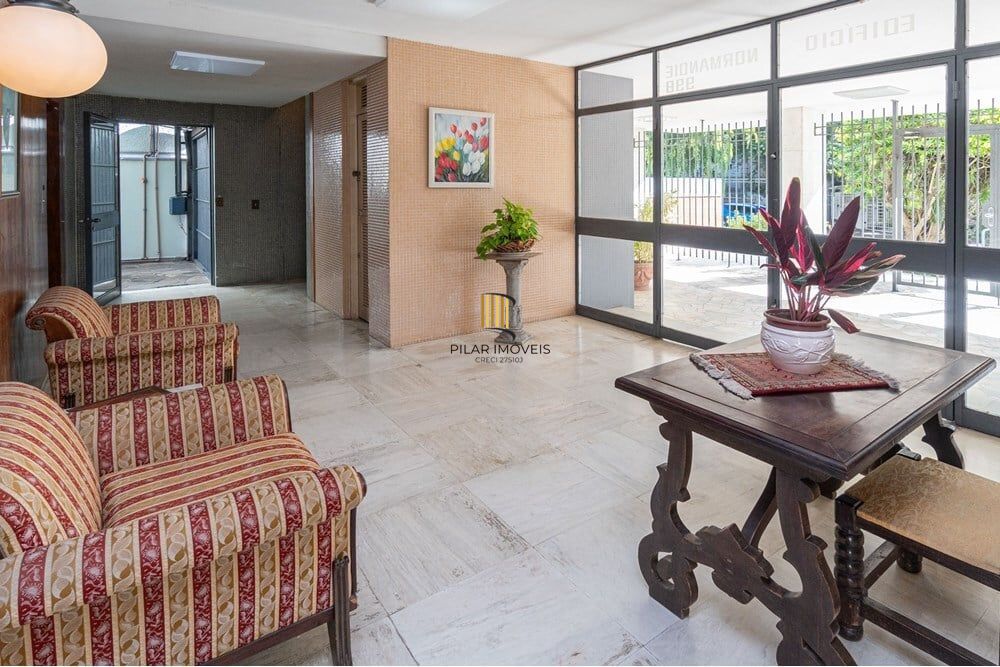 Apartamento 4 dormitórios no bairro Auxiliadora