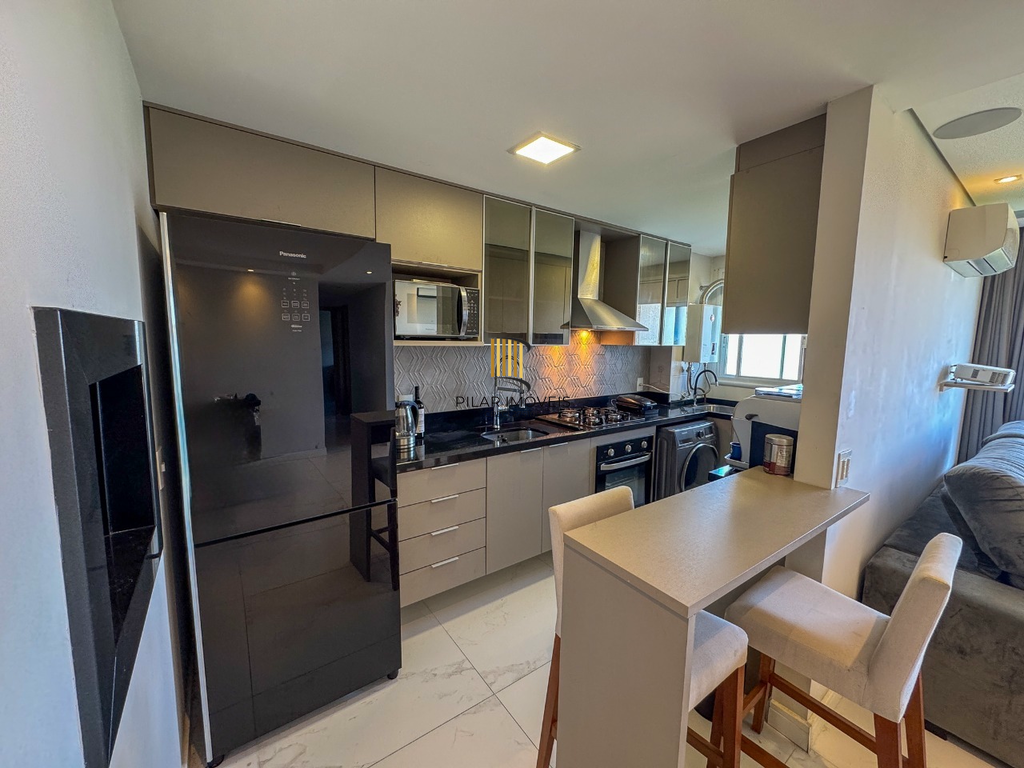 Apartamento 2 dormitórios no bairro Jardim Lindóia