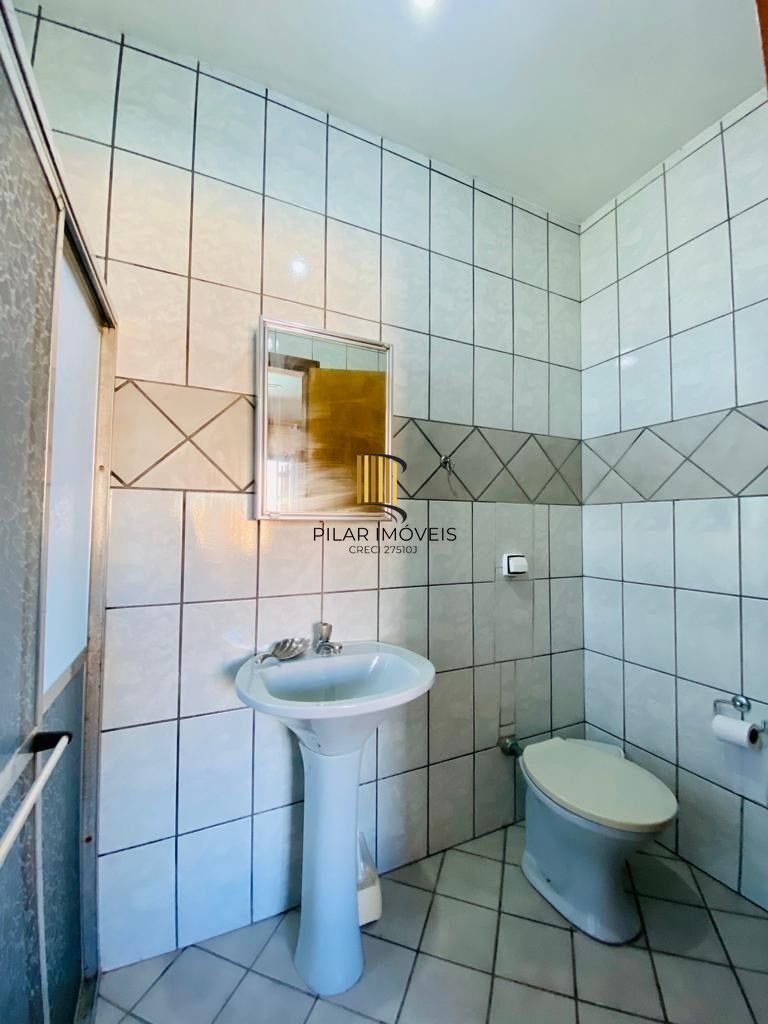 Casa 2 dormitórios no bairro Arpoador
