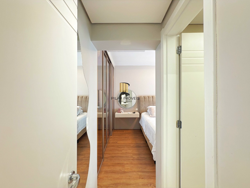 Apartamento 3 dormitórios no bairro Menino Deus