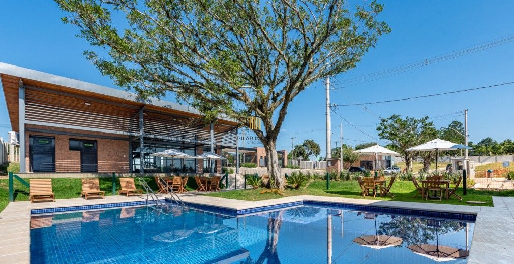 Casa no Cond Caminho do Verde II, com 03 dorm, sendo 01 suite, 98m2 e 02 vagas