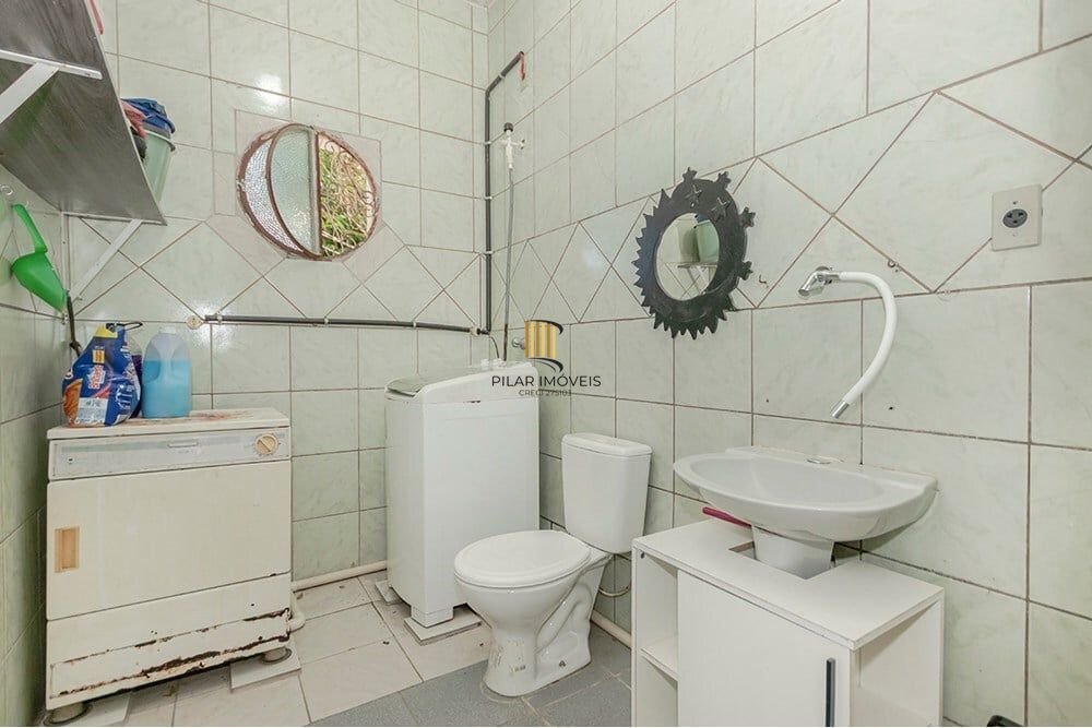 Casa 3 dormitórios no bairro Espírito Santo