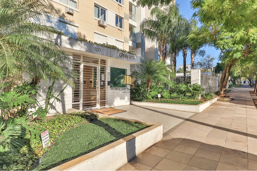 Apartamento 3 dormitórios no bairro Vila Ipiranga