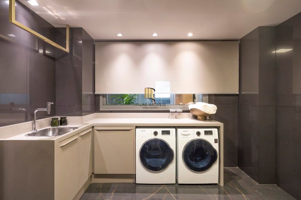 Apartamento 4 dormitórios no bairro Jardim Europa