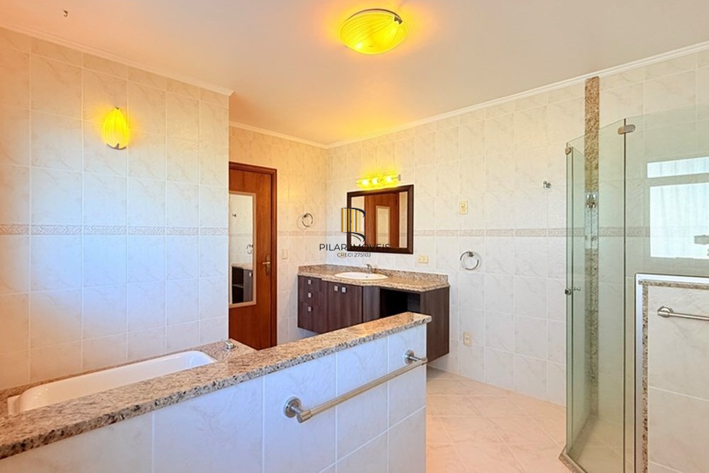 Casa 3 dormitórios no bairro Jardim Planalto