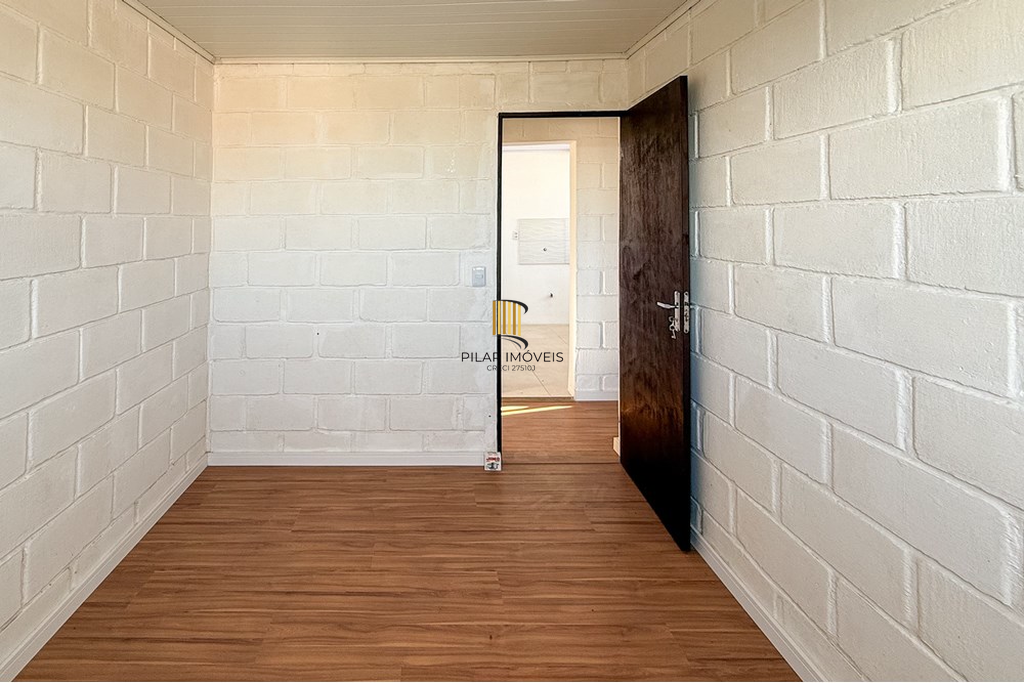 Apartamento 2 dormitórios no bairro Guajuviras