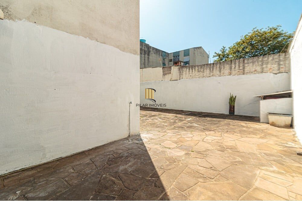 Apartamento 2 dormitórios no bairro São Sebastião