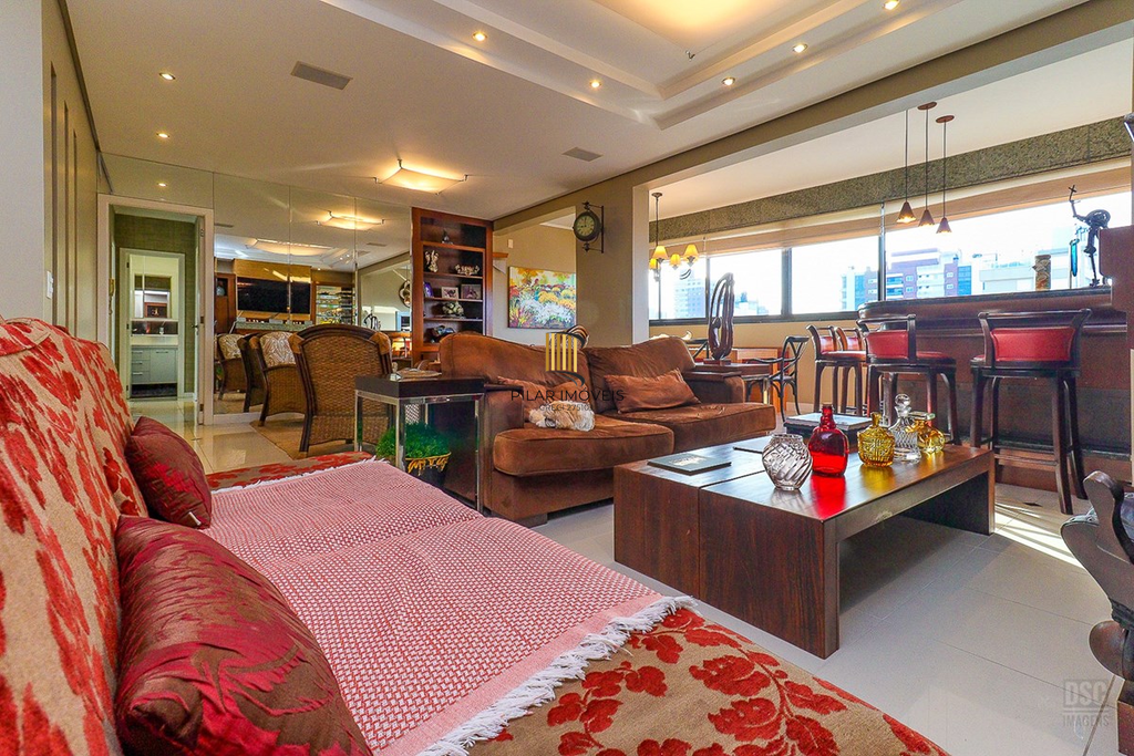 Apartamento 3 dormitórios no bairro Petrópolis