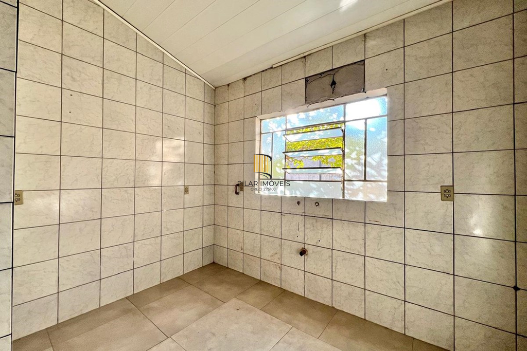 Casa 2 dormitórios no bairro Niterói