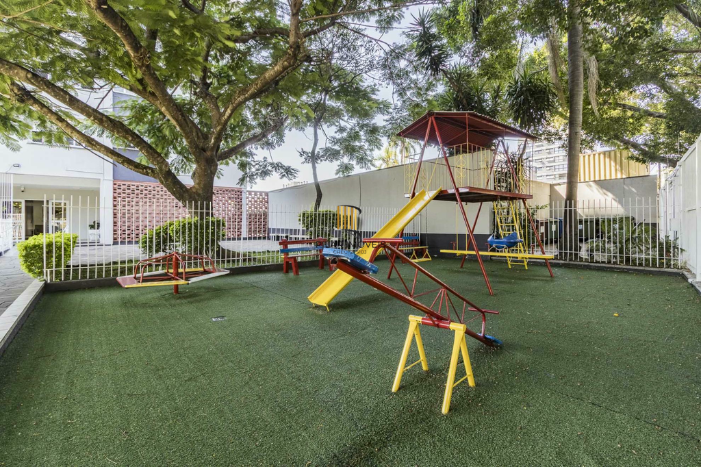 Apartamento 2 dormitórios no bairro Menino Deus