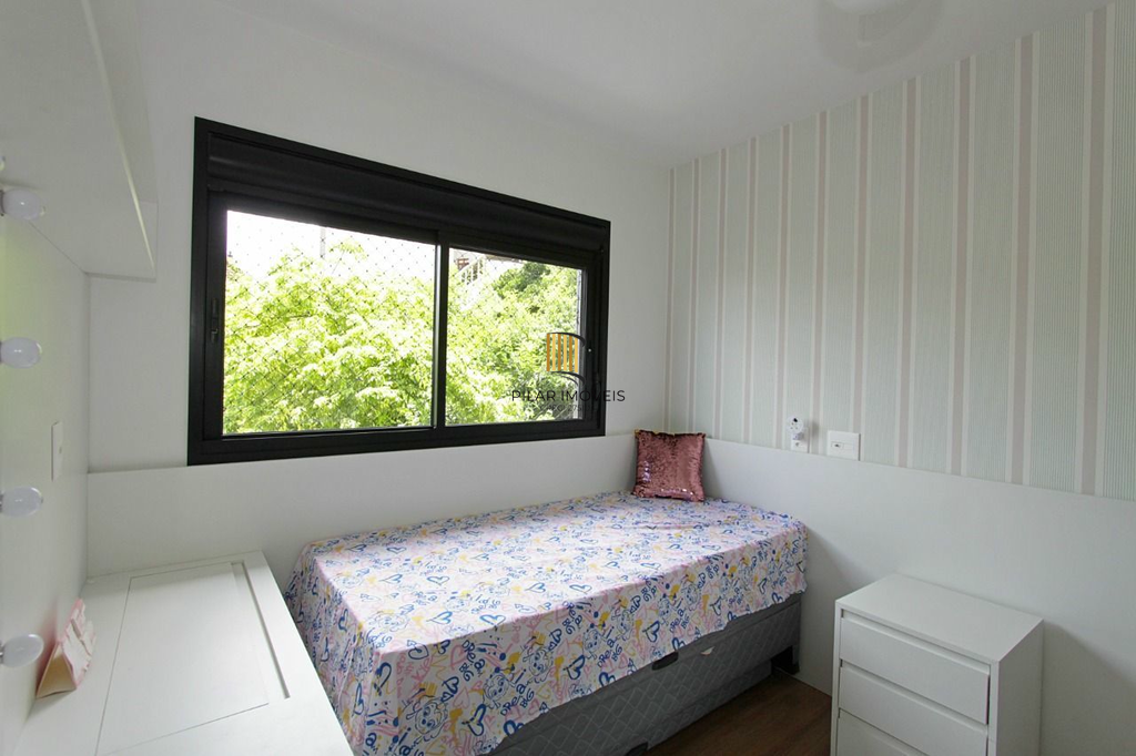 Apartamento 3 dormitórios no bairro Menino Deus